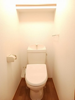 【トイレ】 | エクレール沖野上 | コンパクトで使いやすいトイレです