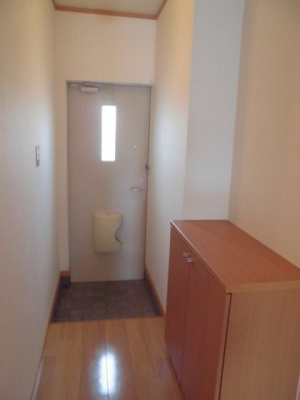 【玄関】 | エクレール沖野上 | きれいな玄関です