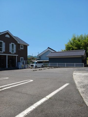 【駐車場】 | アール・ド・ヴィーヴルＣ | 駐車場完備です