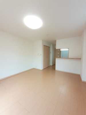 【寝室】 | エヴァーグリーンＣ | おしゃれな内装です