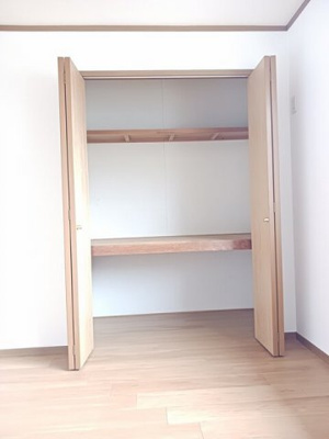 【収納】 | エーデルハイム | ちょっとした収納スペースも充実しています