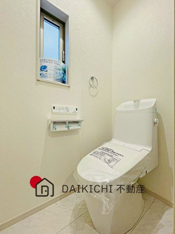 【トイレ】 | いろどりアイタウン北本市中丸2丁目　新築戸建　全1棟　1号棟