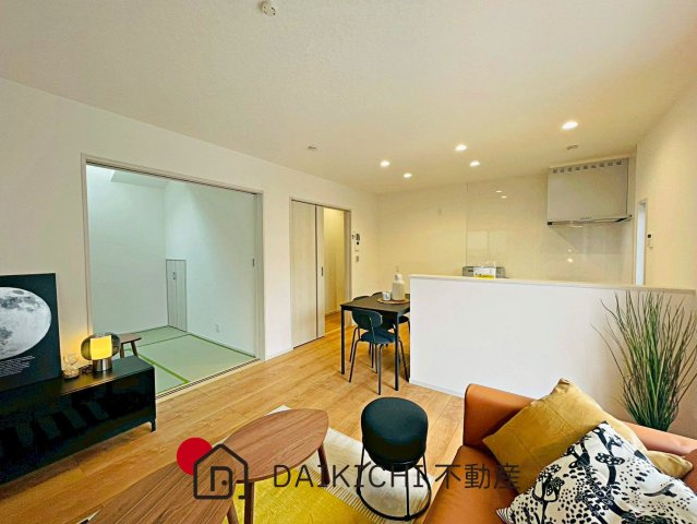 【居間・リビング】 | いろどりアイタウン北本市中丸2丁目　新築戸建　全1棟　1号棟