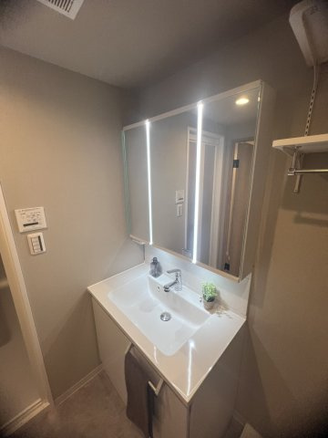 【独立洗面台】ローレルコート学園前ＢC棟B 