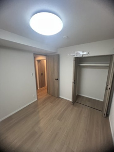 【洋室】ローレルコート学園前ＢC棟B 