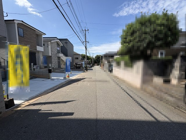 【その他】 | 福岡市東区松香台1丁目2期　2号棟（全3棟）【仲介手数料無料・0円】 | 現地写真。前面道路です。