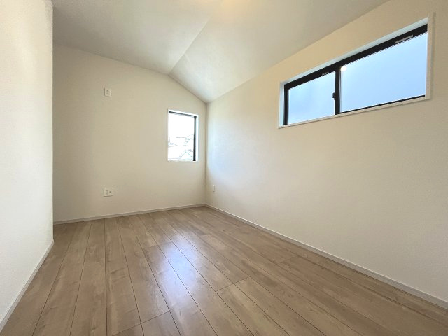 【子供部屋】 | 福岡市東区松香台1丁目2期　2号棟（全3棟）【仲介手数料無料・0円】 | 現地写真。