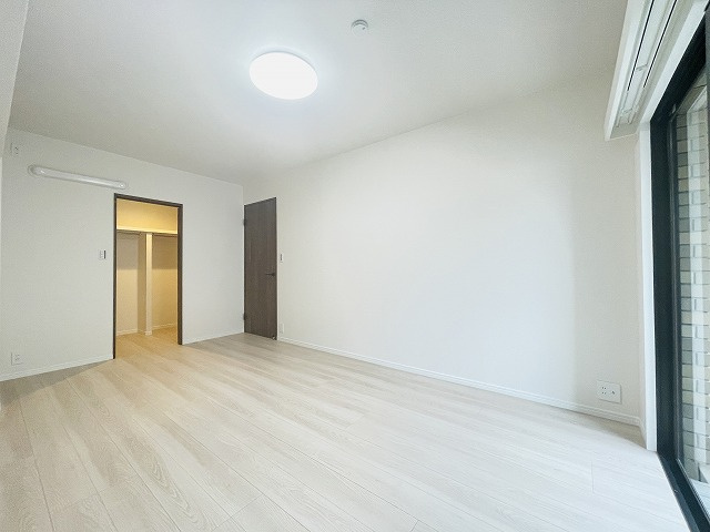 【洋室】 | ルッシュ・西公園