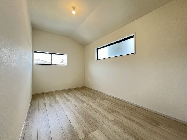 【子供部屋】 | 福岡市東区松香台1丁目2期　3号棟（全3棟）【仲介手数料無料・0円】 | 現地写真。