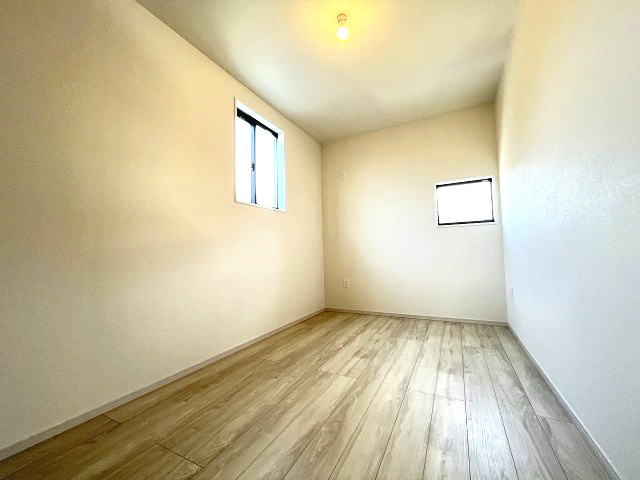 【子供部屋】 | 福岡市東区松香台1丁目2期　3号棟（全3棟）【仲介手数料無料・0円】 | 現地写真。