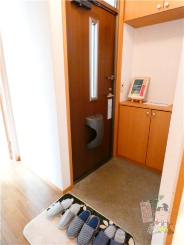 エメロード　Ｂの玄関