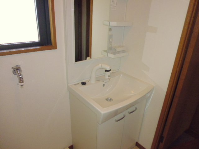 モンルポの独立洗面台