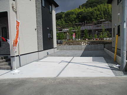 佐伯区利松３丁目の駐車場