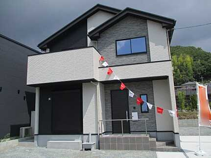 佐伯区利松３丁目の外観