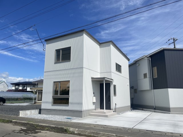 八戸市長苗代3丁目の外観