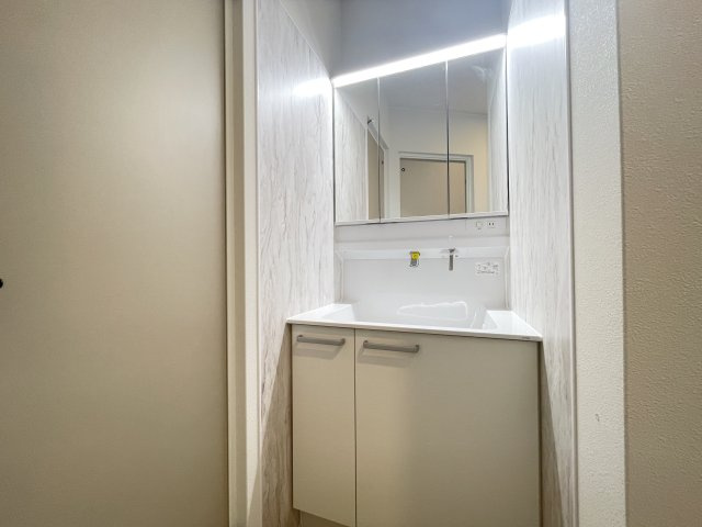 八戸市長苗代3丁目の独立洗面台