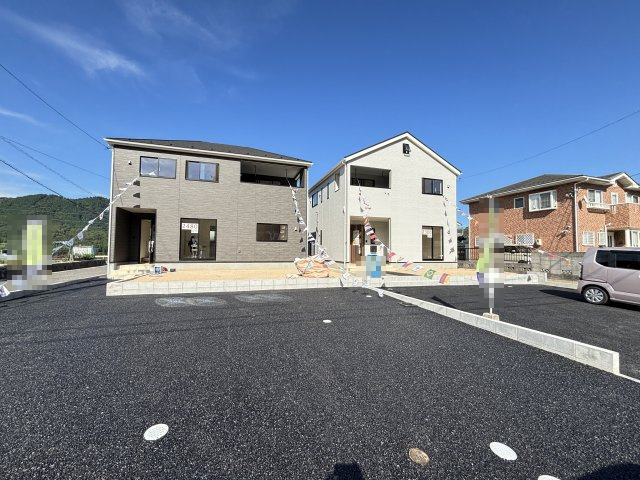 新築戸建　あさひが丘4丁目(No.2／No.2）の前面道路含む現地写真