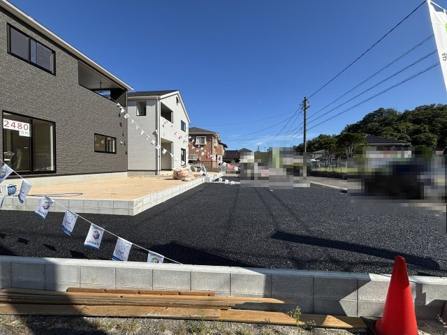 新築戸建　あさひが丘4丁目(No.2／No.2）の前面道路含む現地写真
