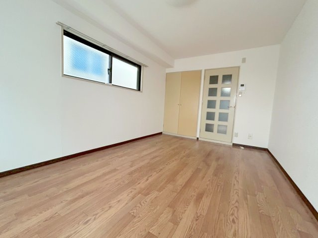 セントラル淀川の居間・リビング