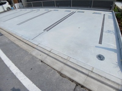 【駐車場】 | エアリーガーデン