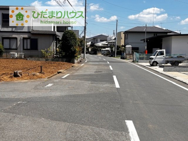 【前面道路含む現地写真】 | 土浦市乙戸南２丁目　売地　60坪 | 南西側の前面道路は幅員8ｍで広々としてます♪