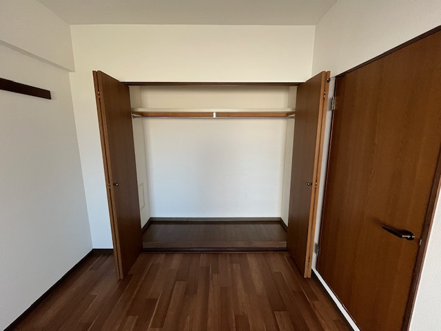 光明池サニーハイツの収納