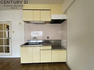 ガスコンロ設置可能なキッチンです！
