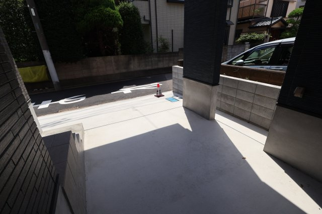 南区南浦和３丁目13-9新築一戸建ての駐車場|撮影日 2025年7月28日 13:40 晴れ