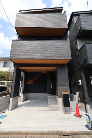 南区南浦和３丁目13-9新築一戸建ての外観|撮影日 2025年7月28日 13:40 晴れ