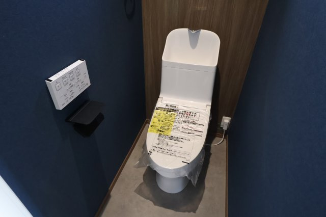 南区南浦和３丁目13-9新築一戸建てのトイレ|撮影日 2025年7月28日 13:40 晴れ