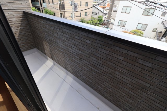 南区南浦和３丁目13-9新築一戸建てのバルコニー|撮影日 2025年7月28日 13:40 晴れ