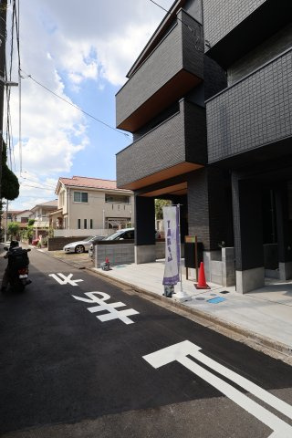 南区南浦和３丁目13-9新築一戸建ての外観|撮影日 2025年7月28日 13:40 晴れ