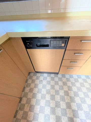 【キッチン】 | 恩田小学校に通える中古住宅平家　宇部市恩田町２丁目 | 食洗機です