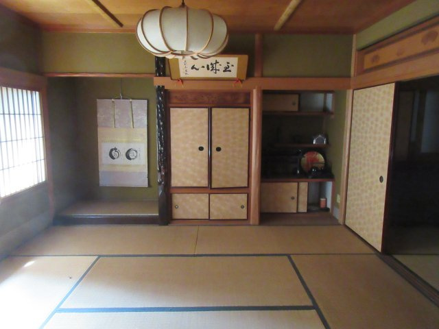 湖南市中央5丁目の和室
