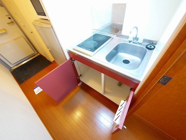 レオパレスコスモのキッチン