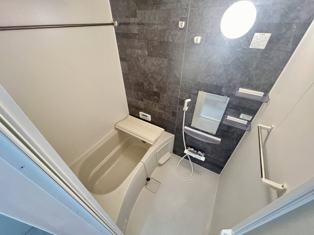 プルミエール下小塙の浴室