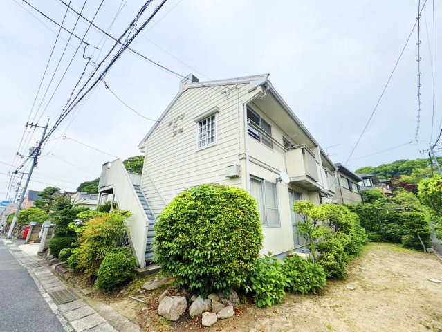 メゾンドアキの外観