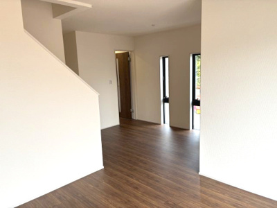 【居間・リビング】 | 大津市錦織1丁目7付近　新築戸建 | 2025年12月撮影