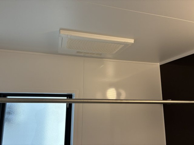 【浴室】 | 大津市錦織1丁目7付近　新築戸建 | 2025年12月撮影、浴室乾燥