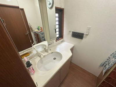 【独立洗面台】 | 諏訪野町戸建 | 1階洗面台