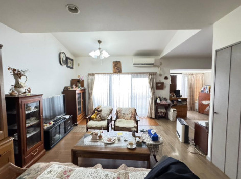 ヴィルヌーブ神戸五色山の居間・リビング