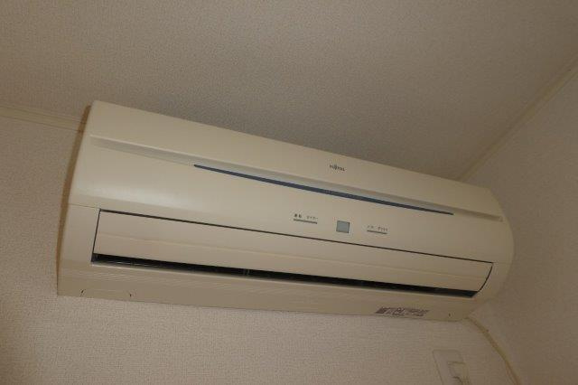 倉敷市白楽町のアパートの設備|エアコン