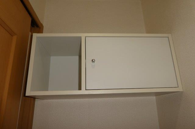 倉敷市白楽町のアパートのトイレ|トイレ棚
