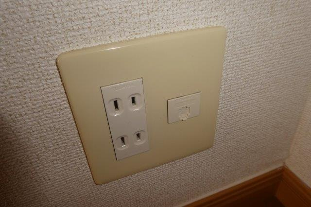 倉敷市白楽町のアパートの設備|電話モジュラー