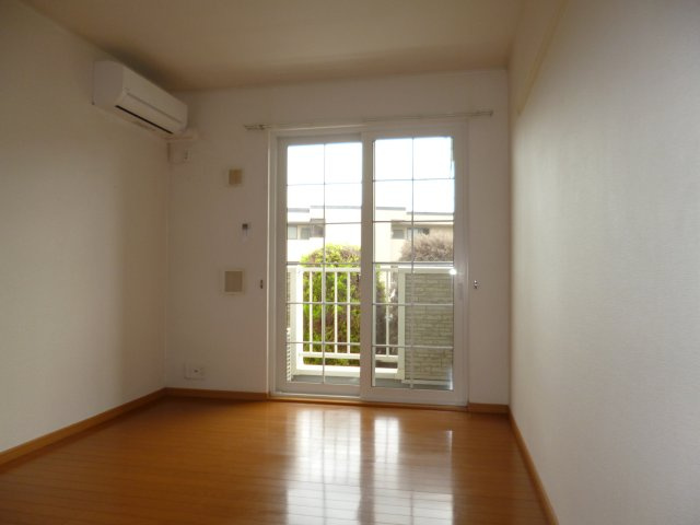 ブランプレジールAの居間・リビング|洋室