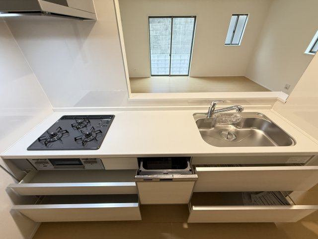 堀上緑町１丁　新築一戸建のキッチン