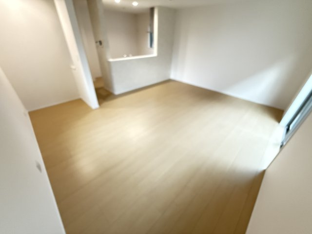 堀上緑町１丁　新築一戸建の居間・リビング