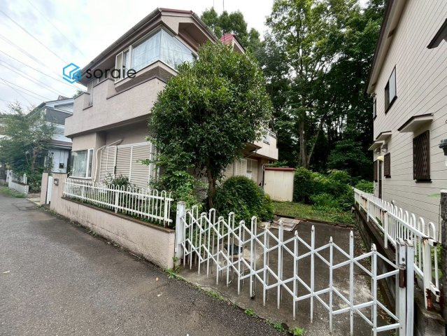 狭山市大字水野　中古戸建ての外観