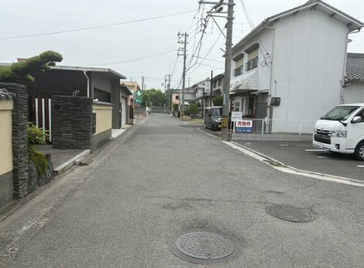 和歌山市　太田4丁目　住宅用地の前面道路含む現地写真