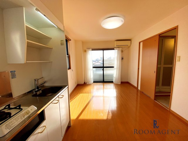 アベニール佃の居間・リビング